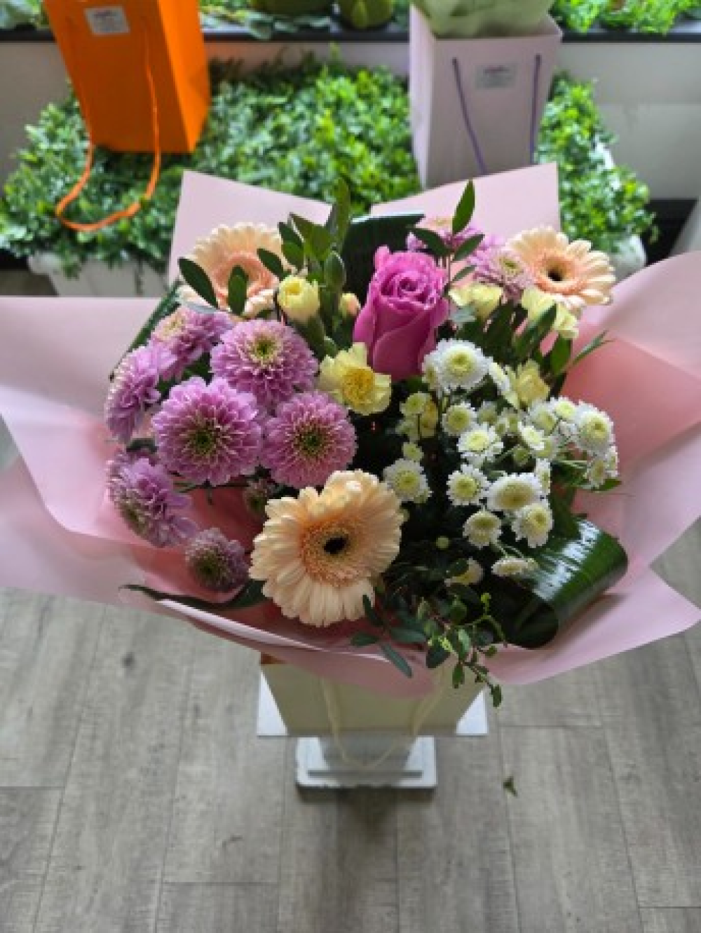 Summer Special Handtied Product Image